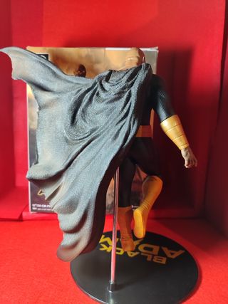 Figura Black Adam