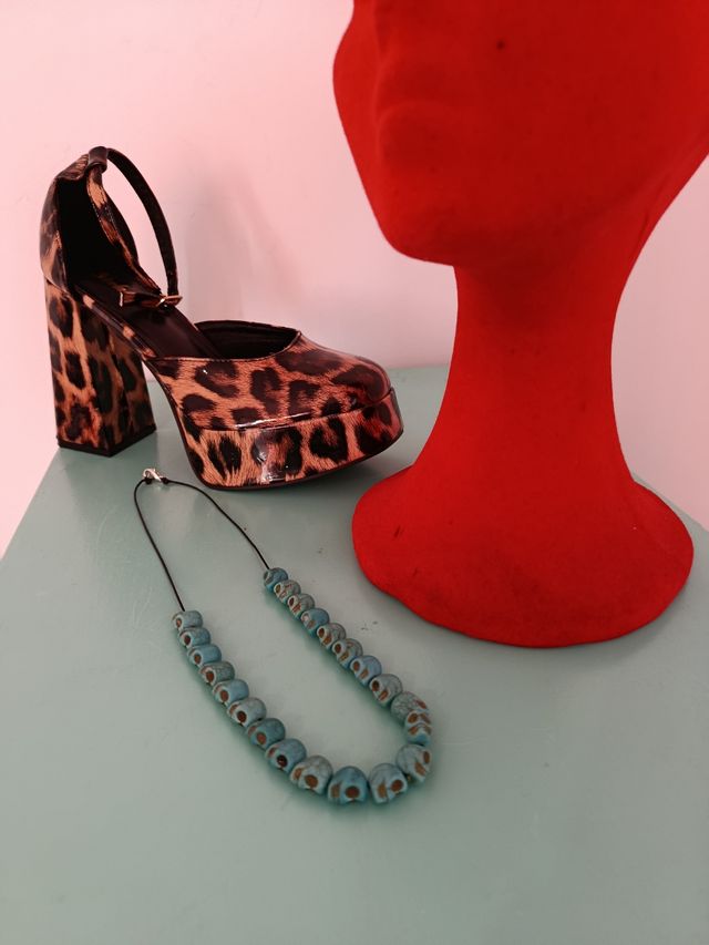 Collar Calaveras Turquesa