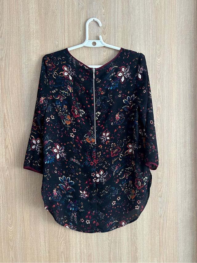 Blusa floral manga 3/4