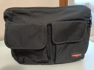BORSA EASTPAK NOTEBOOK 17"