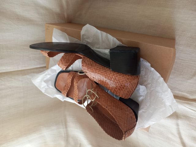 Sandalias FARRUTX trenzadas beige