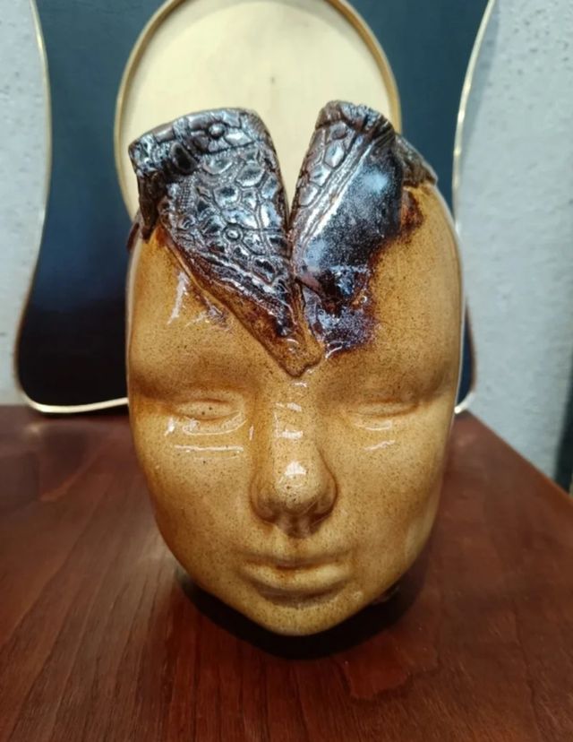 Escultura cabeza Himba