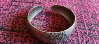 Brazalete plata tibetana