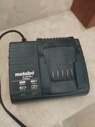Cargador y Batería Metabo 18v 2.0ah