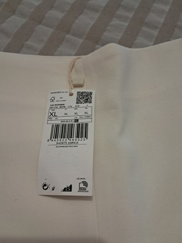 Calções pérola Mango