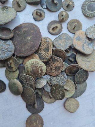 Botones antiguos (Lote de 90aprox.)