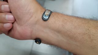 Braccialetto uomo: cuoio acciaio