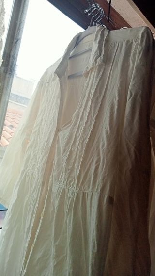 €25 el precio de 1 Blusa blancas hilo mujer