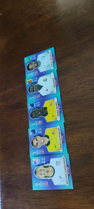 Cromos futbolistas: 5 tarjetas
