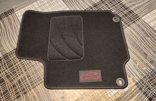 + Seat León I Alfombrillas a medida 
