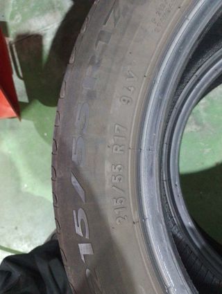 Neumáticos 215/55 R17 - Pirelli 
