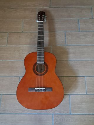 Chitarra classica + porta chitarra