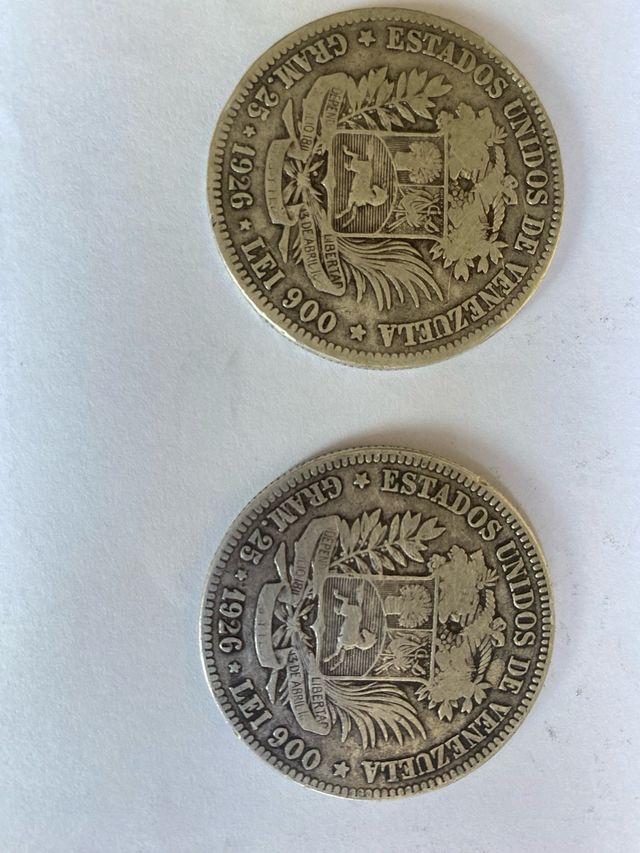 2 Monedas de 5 Bolivares de Plata Venezuela 1926