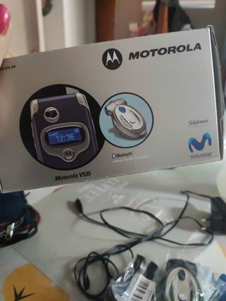 Motorola V325 MotoDeluxe Pack