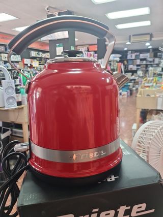 Cafetera Ariete Moderna roja