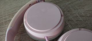 Auriculares Sony rosa