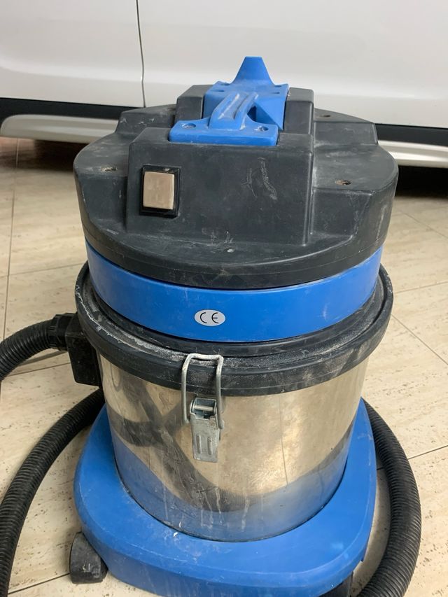 Aspiradora BF570 - 15L - 1000W