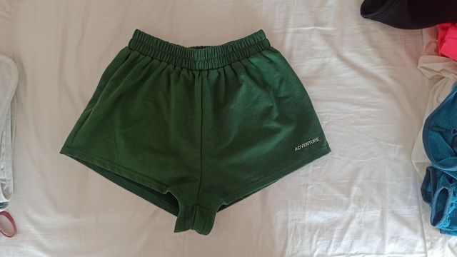 Pantalon verde oscuro deporte short