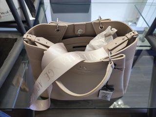 Bolso Armani beige mujer