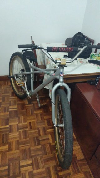Bicicleta BMX Monster Quad