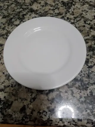 Mesa velador tipo terraza bar.