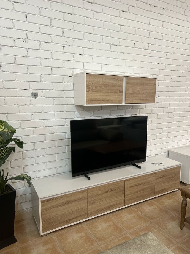 Conjunto Mueble TV Blanco y Madera Nuevo!