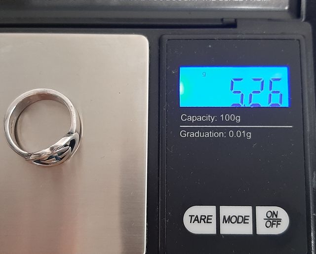 Anillo Gucci plata - Interlocking G