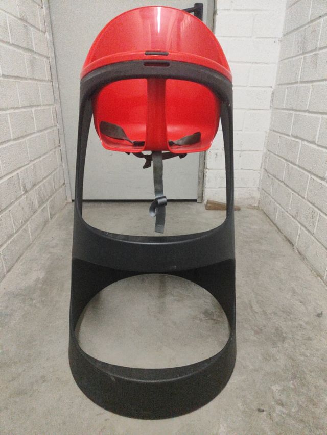 Cuna elevadora IKEA - roja