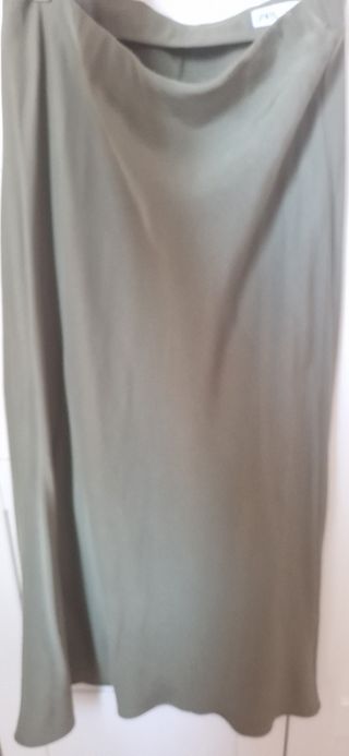 Falda Zara verde oliva - Talla S