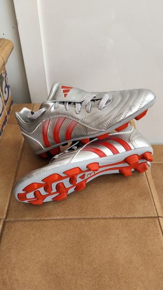Botas fútbol Adidas - Plata/Rojo N.38