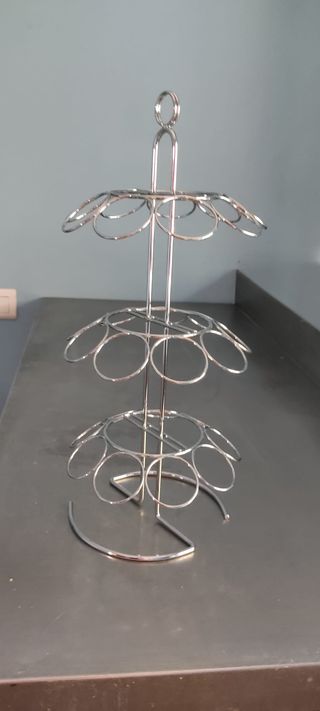 Expositor conos para 27 unidades