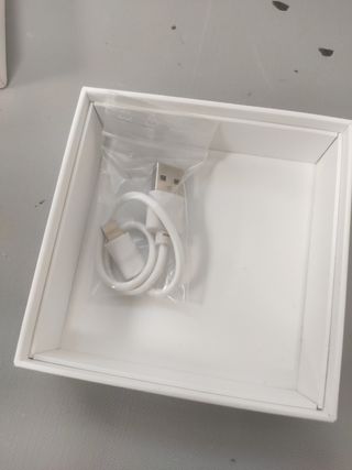 AirPods Apple con estuche (2ª gen)