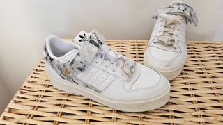 Adidas muy exclusivas para vestir, Talla 44