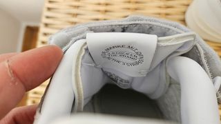 Adidas muy exclusivas para vestir, Talla 44