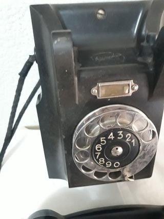 Teléfono Ericsson antiguo negro