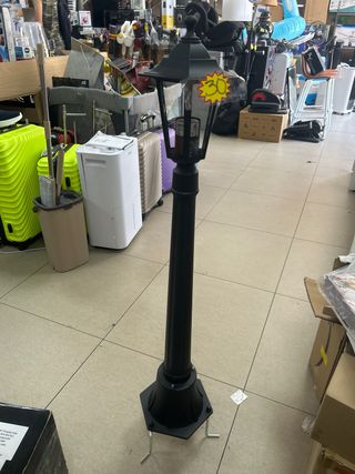 Farol solar jardín Outsunny negro 120cm