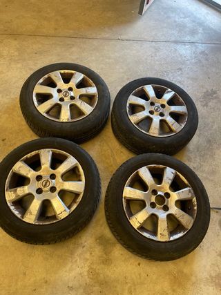 4 Llantas Opel 15" usadas