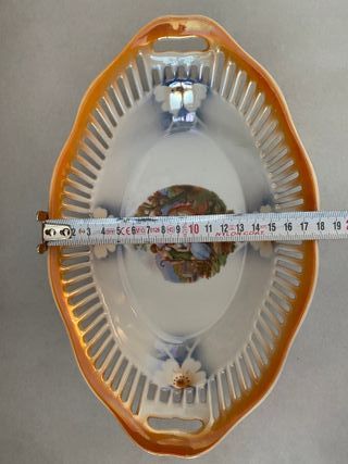 Fuente porcelana antigua calada