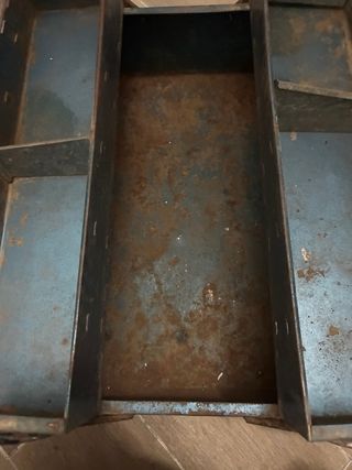 Caja herramientas metálica vintage