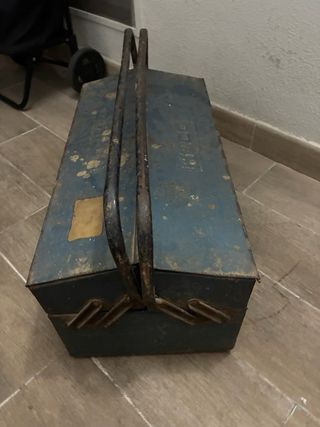 Caja herramientas metálica vintage