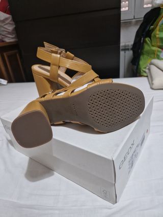 Sandalias Geox piel marrón 38,5