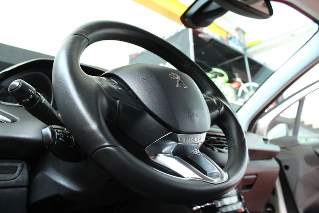 Peugeot 208 2019
