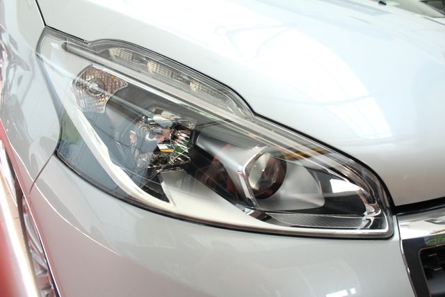 Peugeot 208 2019