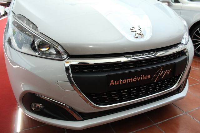 Peugeot 208 2019