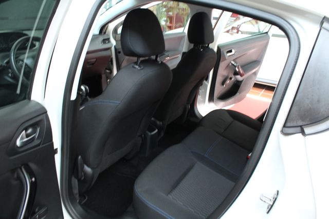 Peugeot 208 2019