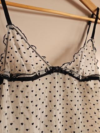 Camisón Oysho corazones - T.S