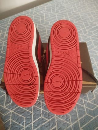 Zapatillas Nike Jr 38.5 - rojas y negras