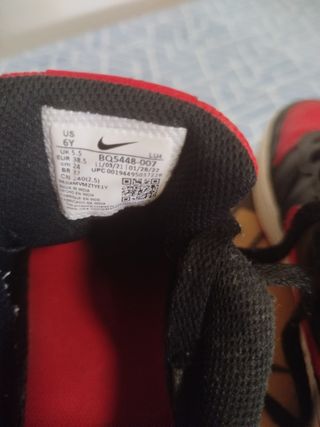 Zapatillas Nike Jr 38.5 - rojas y negras