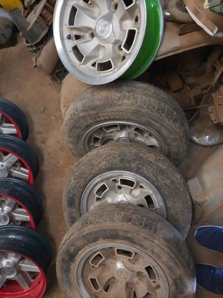 4 Llantas Renault 8 TS