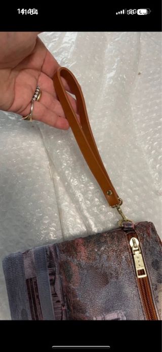 Pochette Ynot? Paris